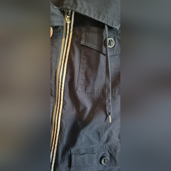 Nautica Navy Jacket with Tab Cuffs and Button Pockets, Size Medium - Picture 6 of 7